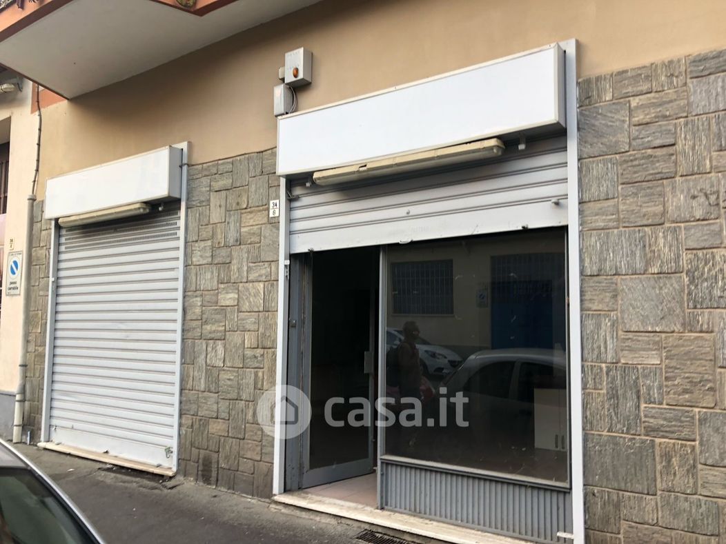 Negozio/Locale commerciale in Affitto in Poggio 34 a Torino