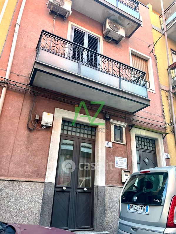 Casa Bi/Trifamiliare in Vendita in Via Roma 53 a Motta Sant'Anastasia