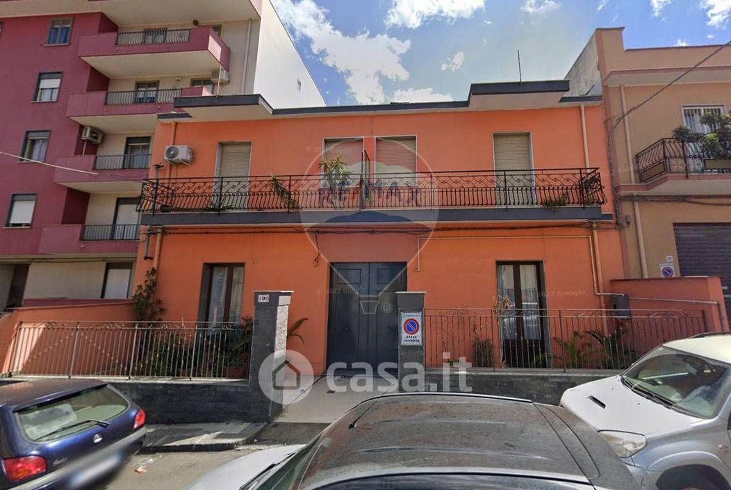 Appartamento in Vendita in Via Luigi Orlando 190 a Giarre