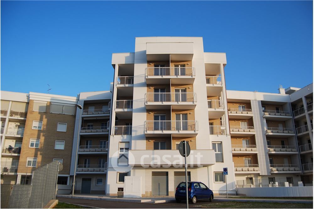 Appartamento in Vendita in Strada Provinciale Modugno - Carbonara 4 a Bari