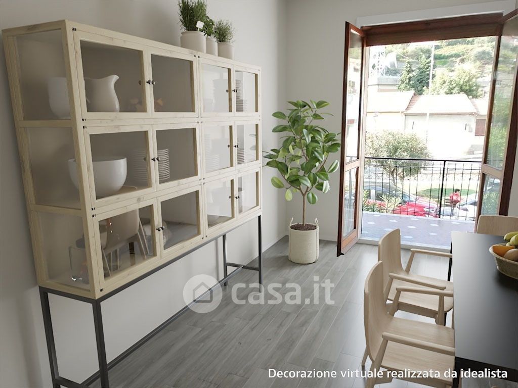 Appartamento in Vendita in Via Candido Bavera 14 a Alassio