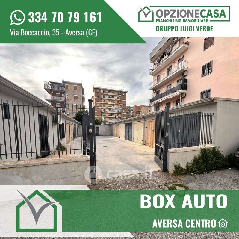 Garage/Posto auto in Vendita in Via Grazia Deledda a Aversa