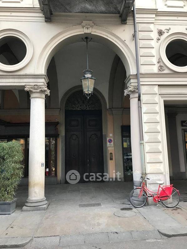 Appartamento in Vendita in Corso Vinzaglio 21 a Torino