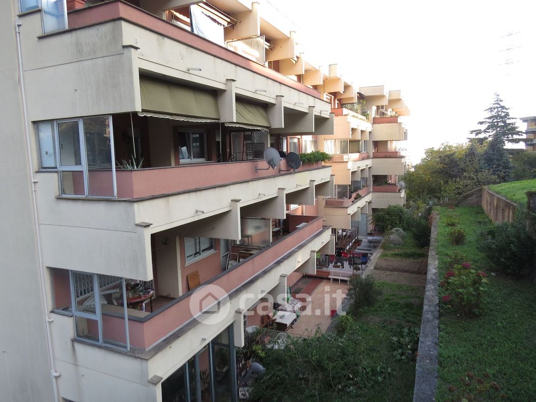 Appartamento in Vendita in Via San Marino 120 a Genova