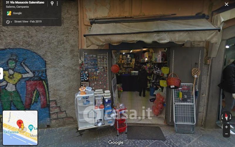 Negozio/Locale commerciale in Vendita in Via Masuccio Salernitano a Salerno