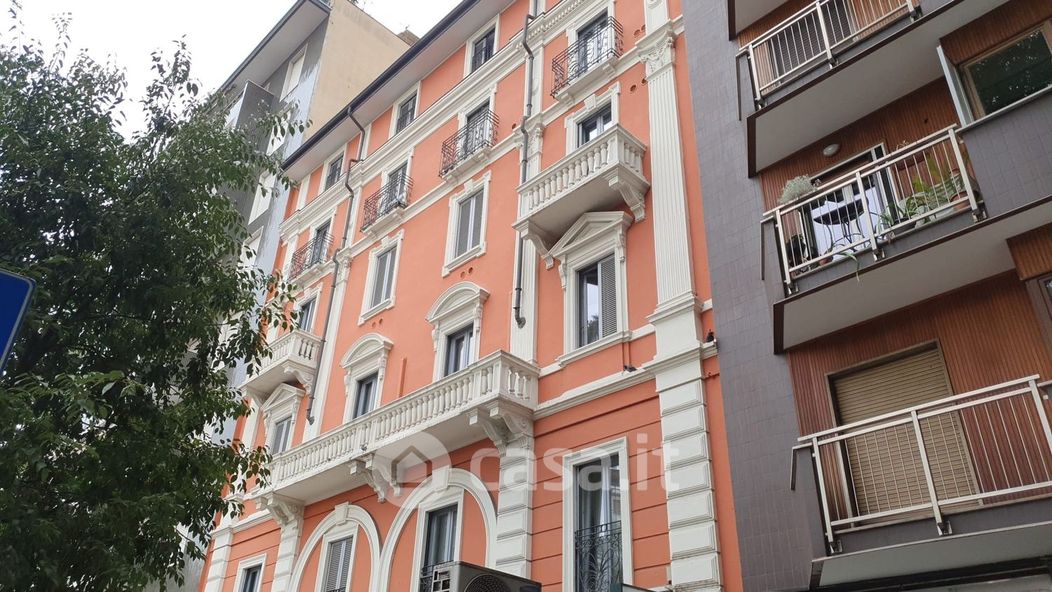 Appartamento in Affitto in Via Michelangelo Buonarroti 9 a Milano