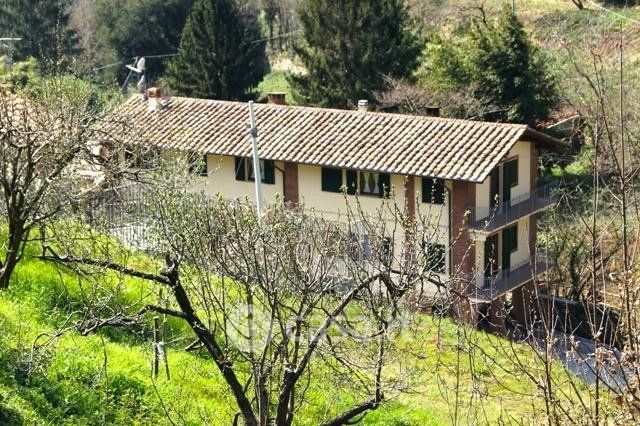 Rustico/Casale in Vendita in a San Giuliano Terme