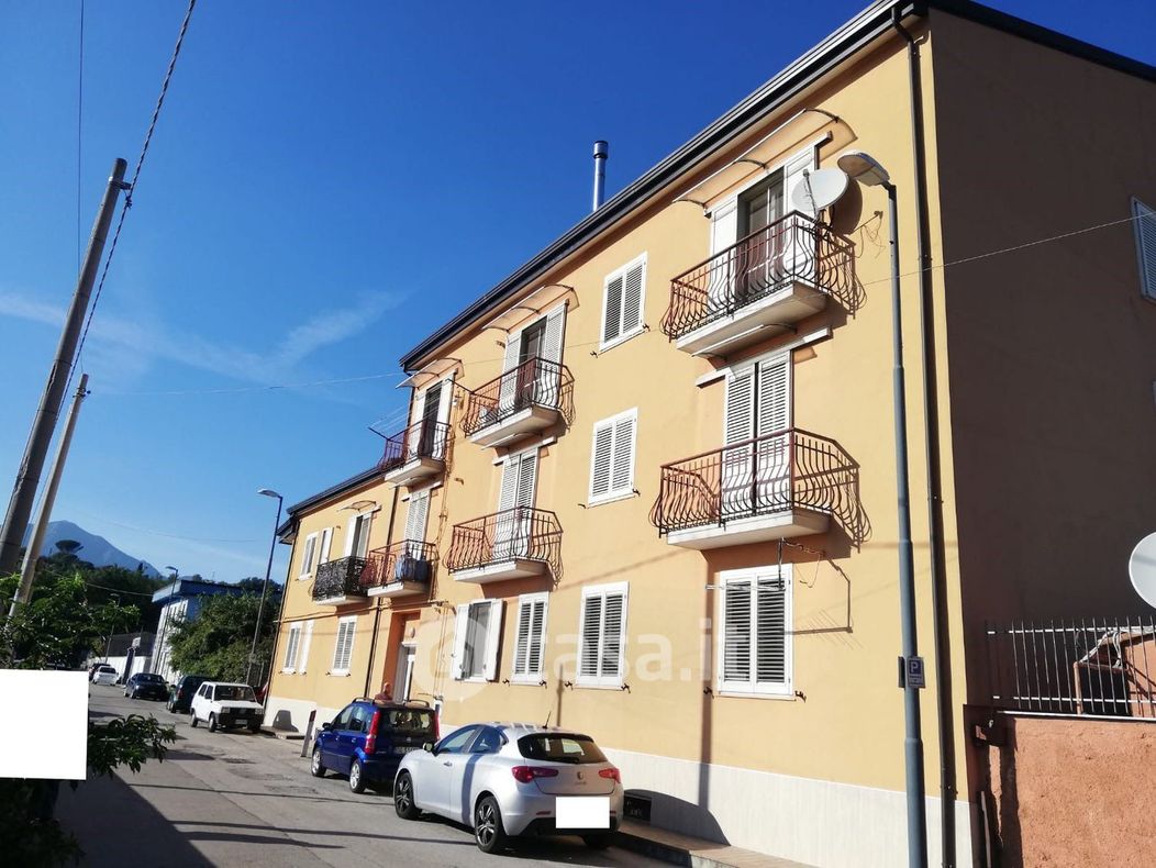 Appartamento in Vendita in Via Ad Atripalda a Avellino