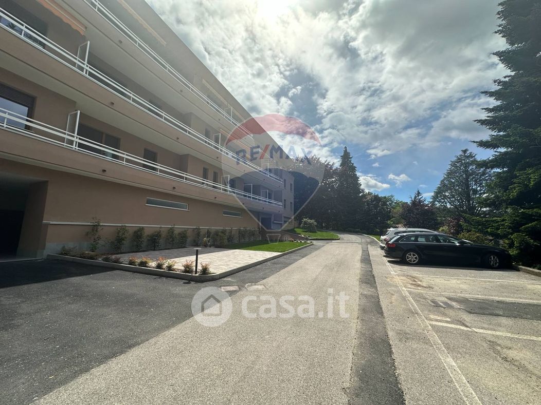 Appartamento in Vendita in Via Montello 154 a Varese