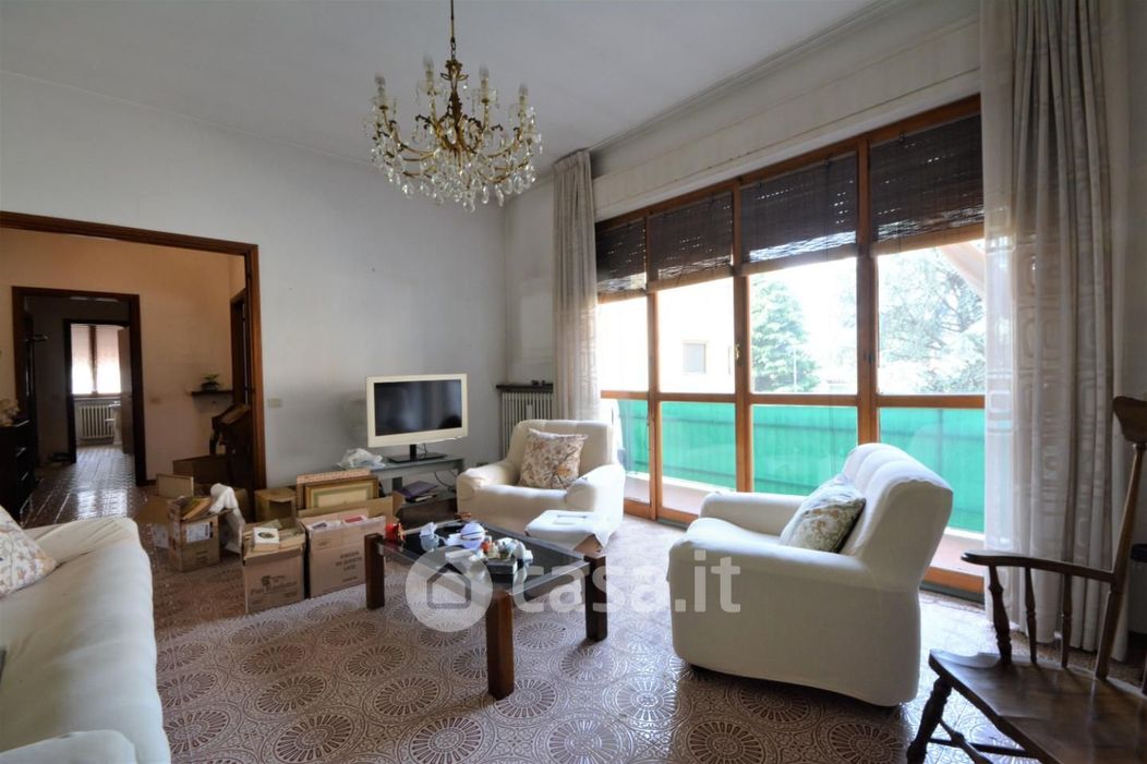 Appartamento in Vendita in Via del Tiro a Segno 55100 a Lucca