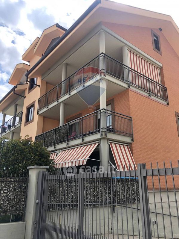 Appartamento in Affitto in Via G. Rossini 1 a Beinasco