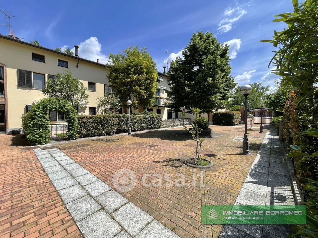 Appartamento in Vendita in Località Cascina Fornace 2 a Peschiera Borromeo