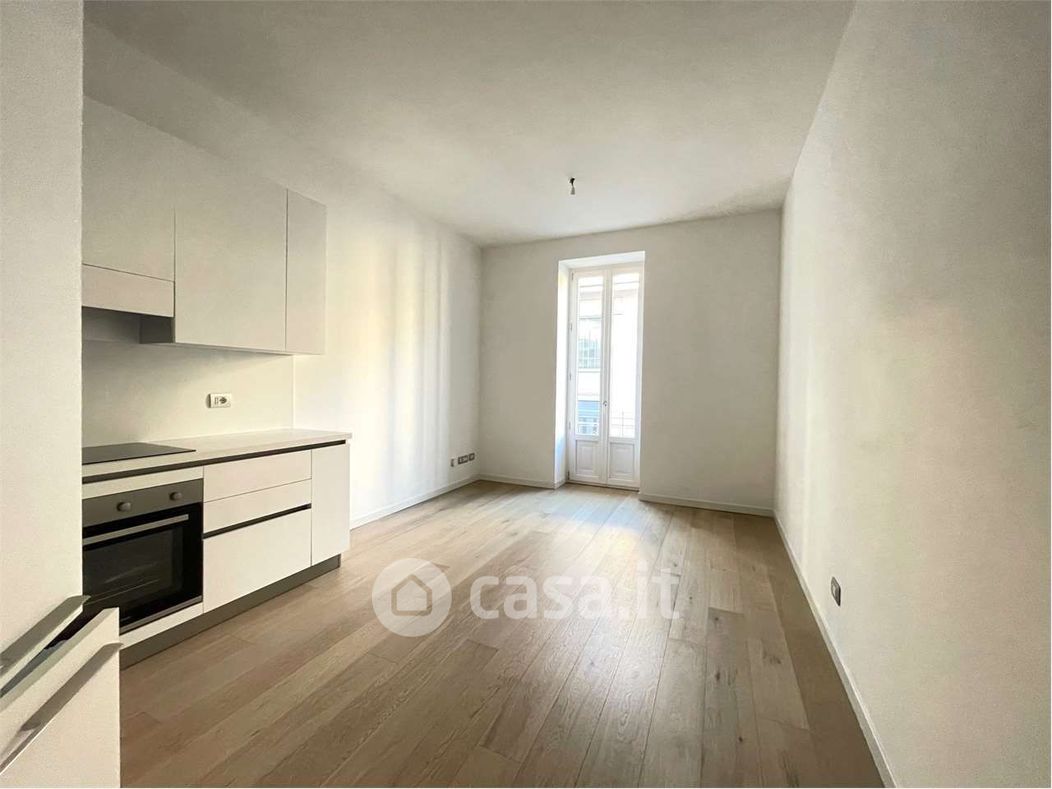 Appartamento in Affitto in Via Andrea Solari a Milano