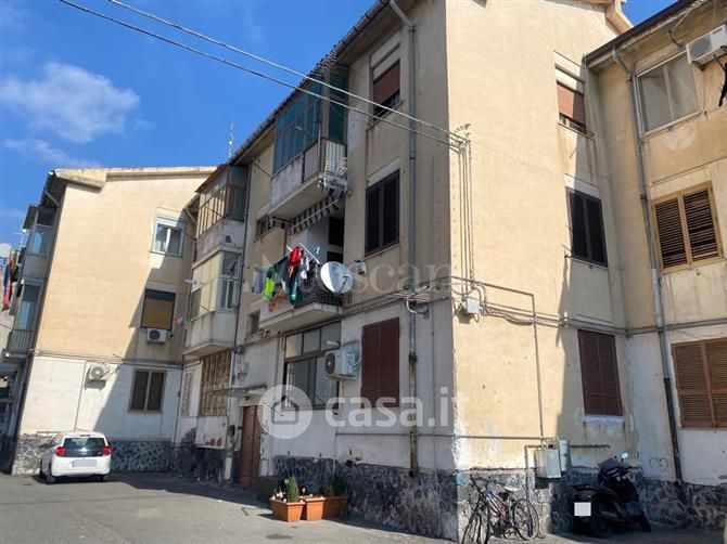 Appartamento in Vendita in Via Leopoldo Nobili a Catania