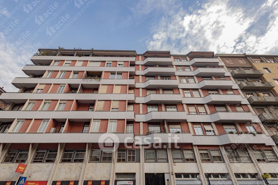 Appartamento in Vendita in Bastioni di Porta Volta 7 a Milano