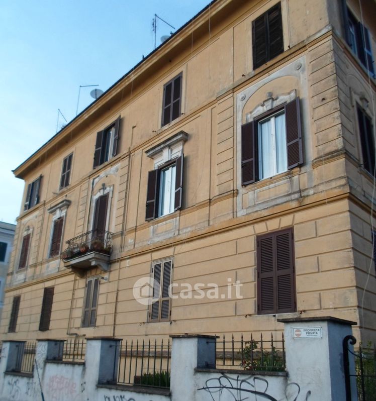 Appartamento in Vendita in Via Galeazzo Alessi 83 a Roma