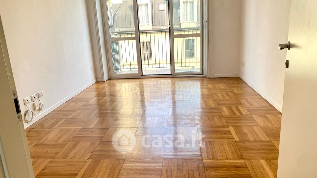 Appartamento in Affitto in Pisacane a Milano