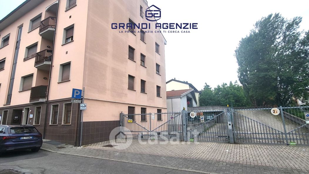 Garage/Posto auto in Vendita in Via Pasubio a Parma