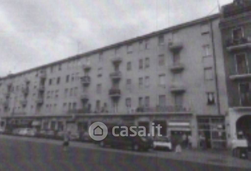 Appartamento in Vendita in Via Biella 24 a a Milano