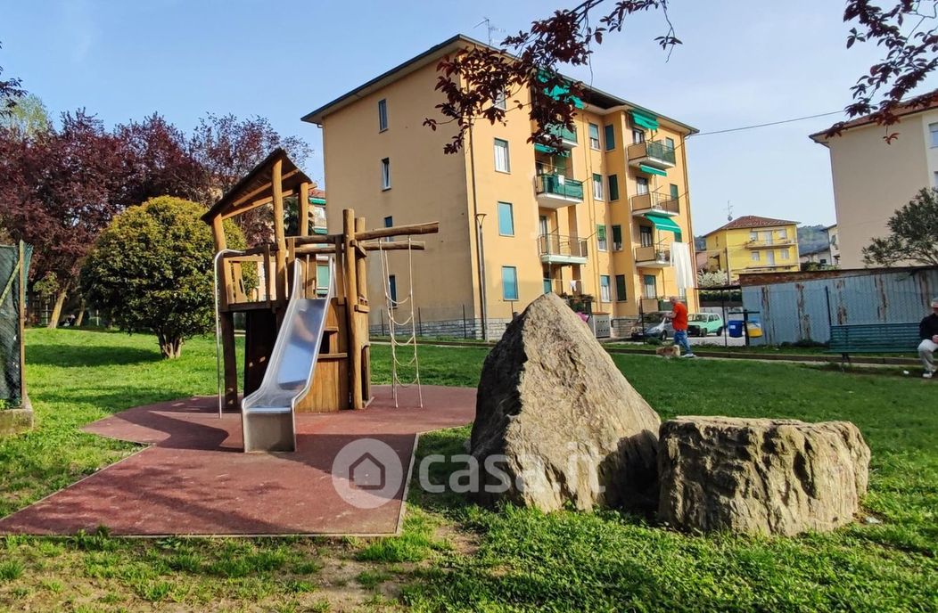 Appartamento in Vendita in Via Sant'Arialdo da Cucciago 11 a Como