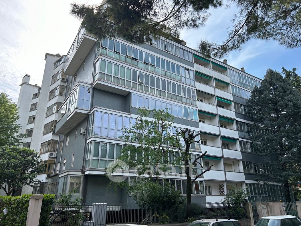 Appartamento in Vendita in Viale Giuseppe Tullio a Udine