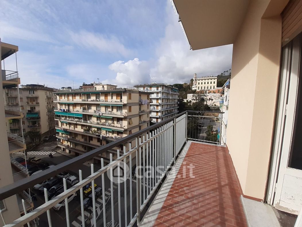 Appartamento in Vendita in Via longo a Genova