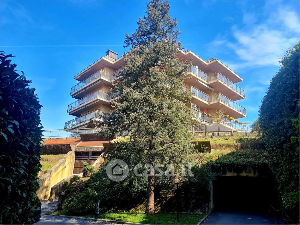 Appartamento in Vendita in Via Carlo Goldoni 41 a Varese