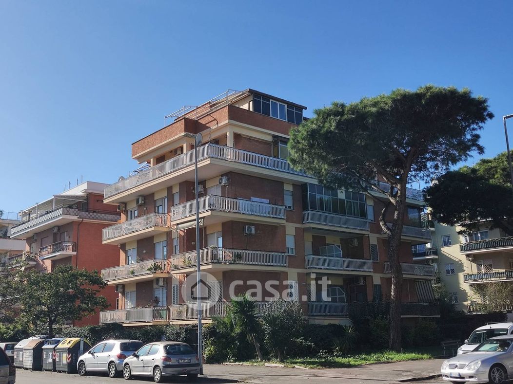 Appartamento in Vendita in Via Capo Soprano a Roma