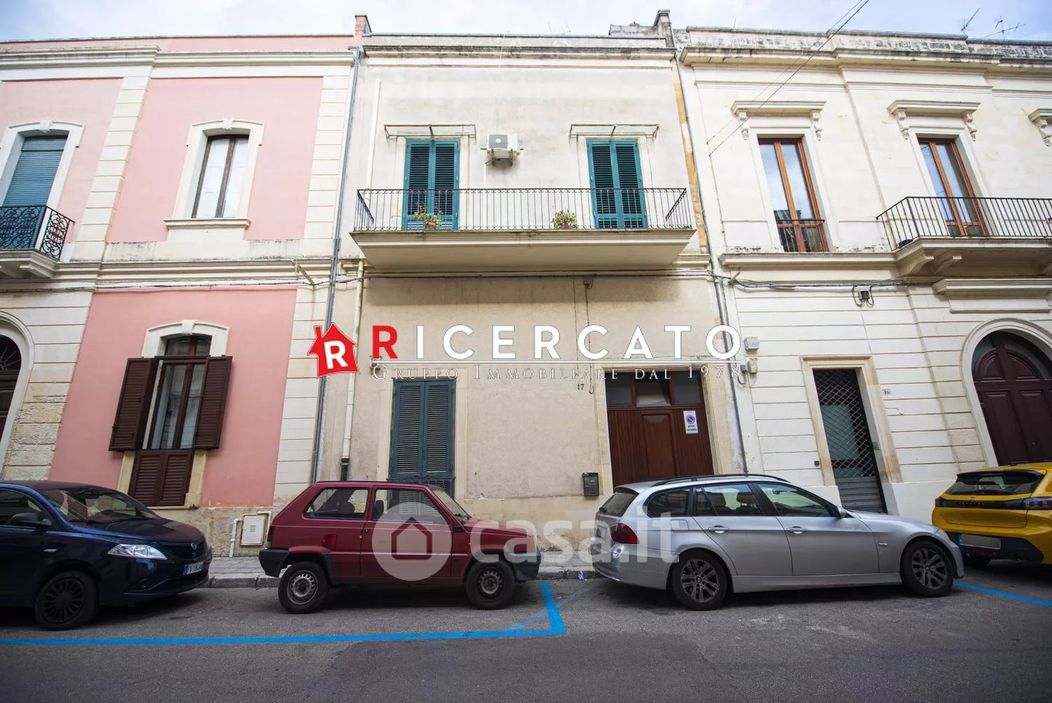 Appartamento in Vendita in Via Ferrante Caracciolo 17 a Lecce