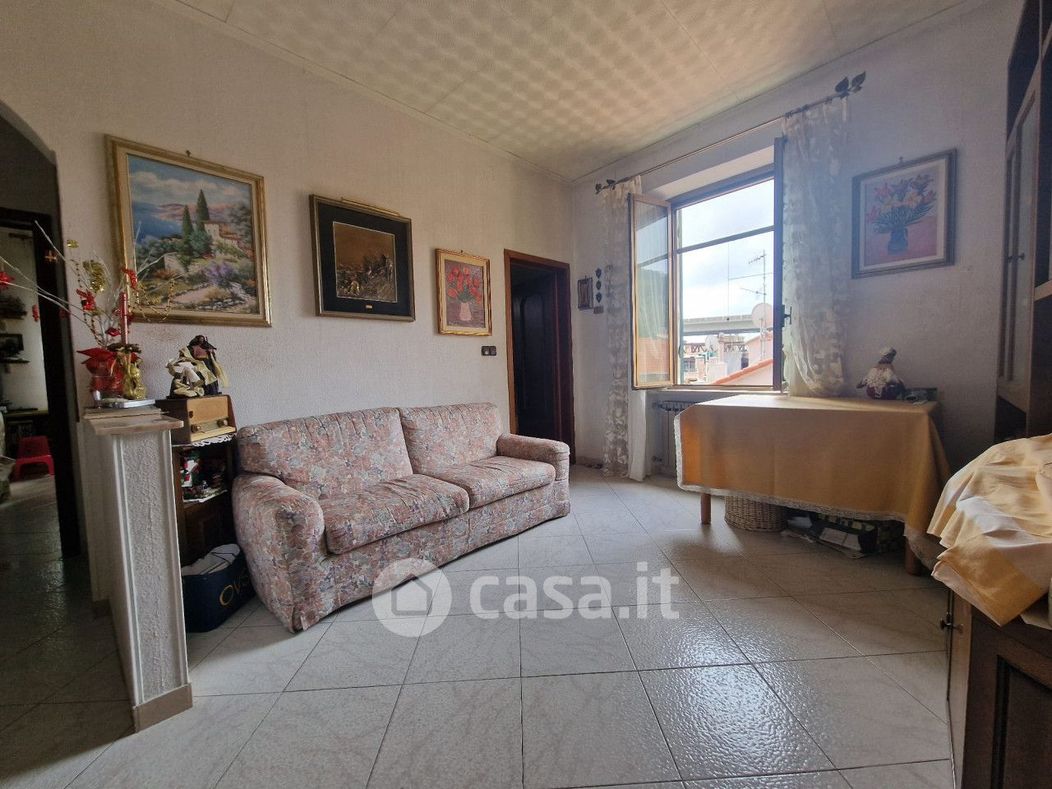 Appartamento in Vendita in Via Francesco Crispi a Savona