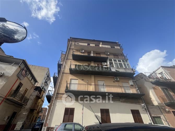 Appartamento in Vendita in Via Attilio Barbera a Palermo