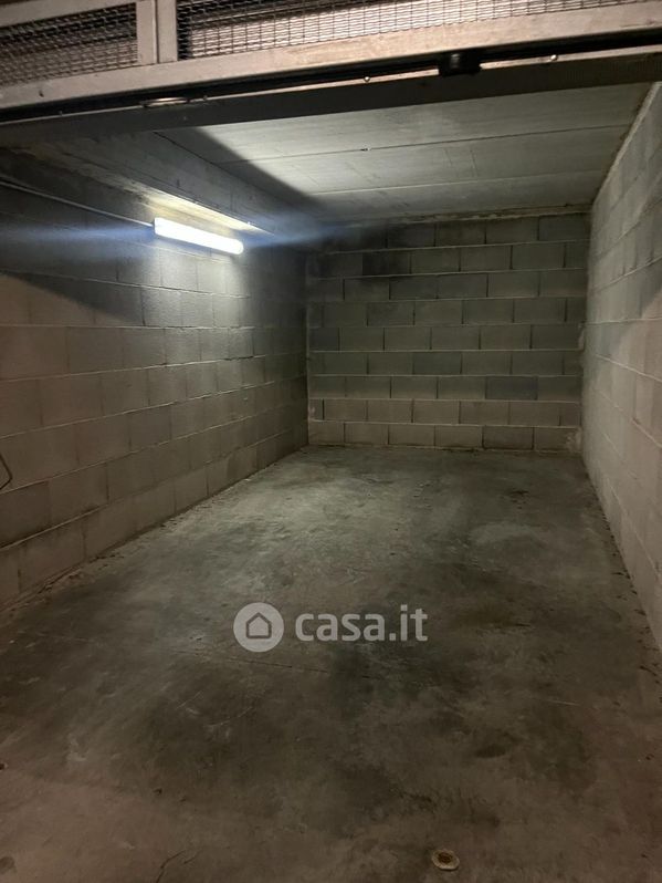 Garage/Posto auto in Affitto in Via Pietro Mascagni a Roma