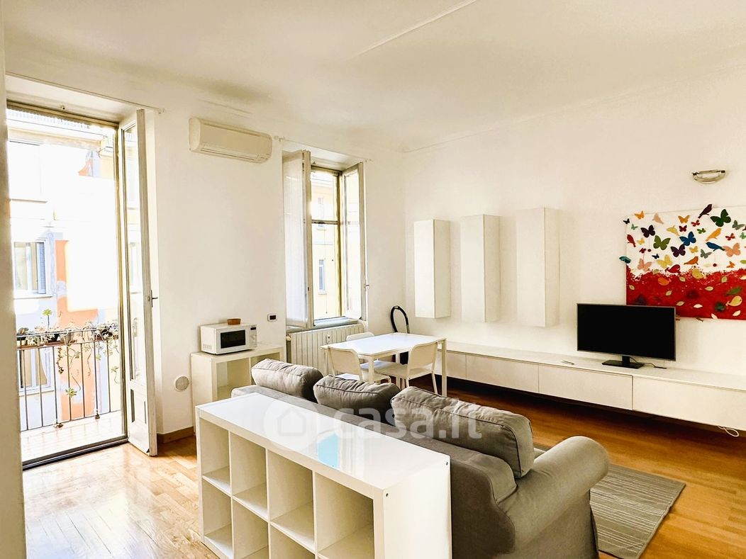 Appartamento in Affitto in Via Andrea Solari 72 a Milano