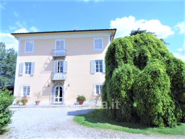 Villa in Vendita in Via di Tempagnano a Lucca