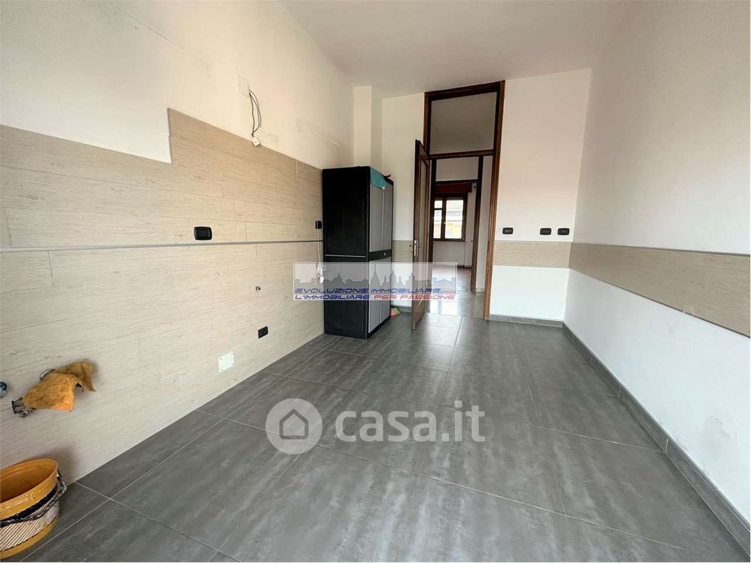 Appartamento in Vendita in Via Barletta 136 a Torino