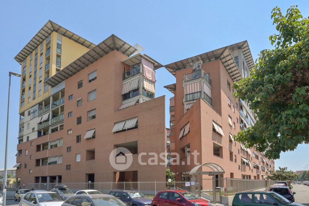 Appartamento in Vendita in Via Valprato 51 a Torino