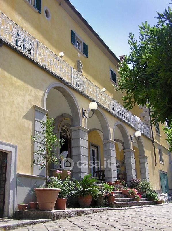 Villa in Vendita in Via Colline a Casciana Terme Lari
