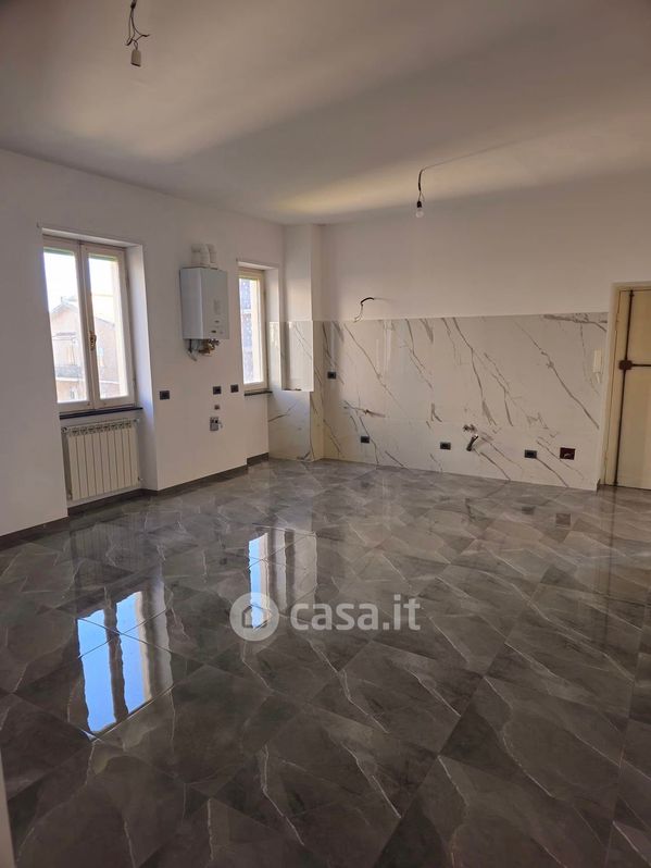 Appartamento in Vendita in Via Santa Rosella a Viterbo