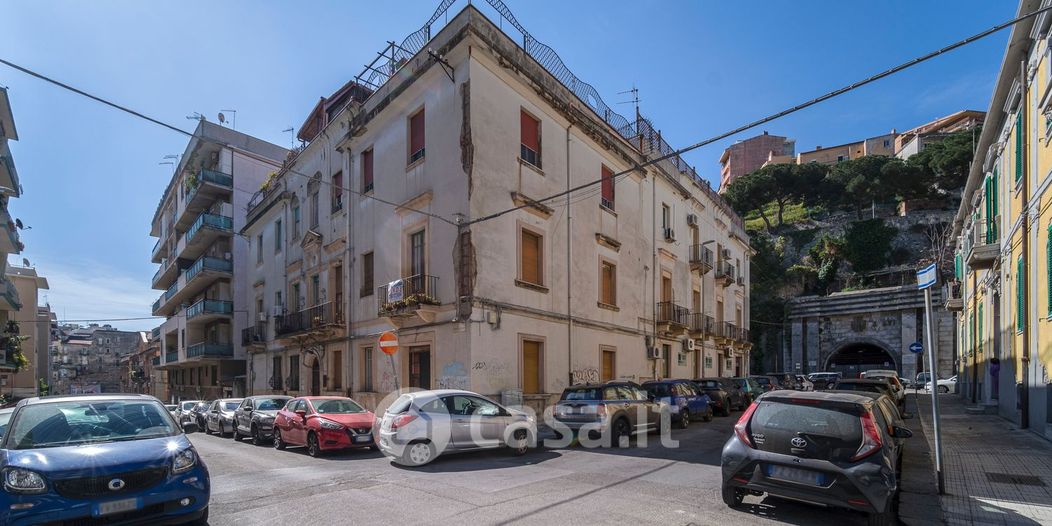 Appartamento in Vendita in Via Francesco Todaro a Messina
