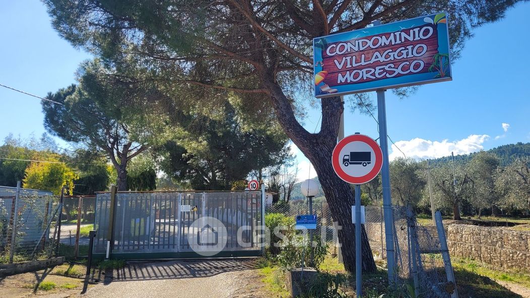 Garage/Posto auto in Vendita in Villaggio Moresco Basso a Peschici