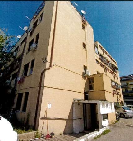 Appartamento in Vendita in Riviera dei Ponti Romani 61 a Padova