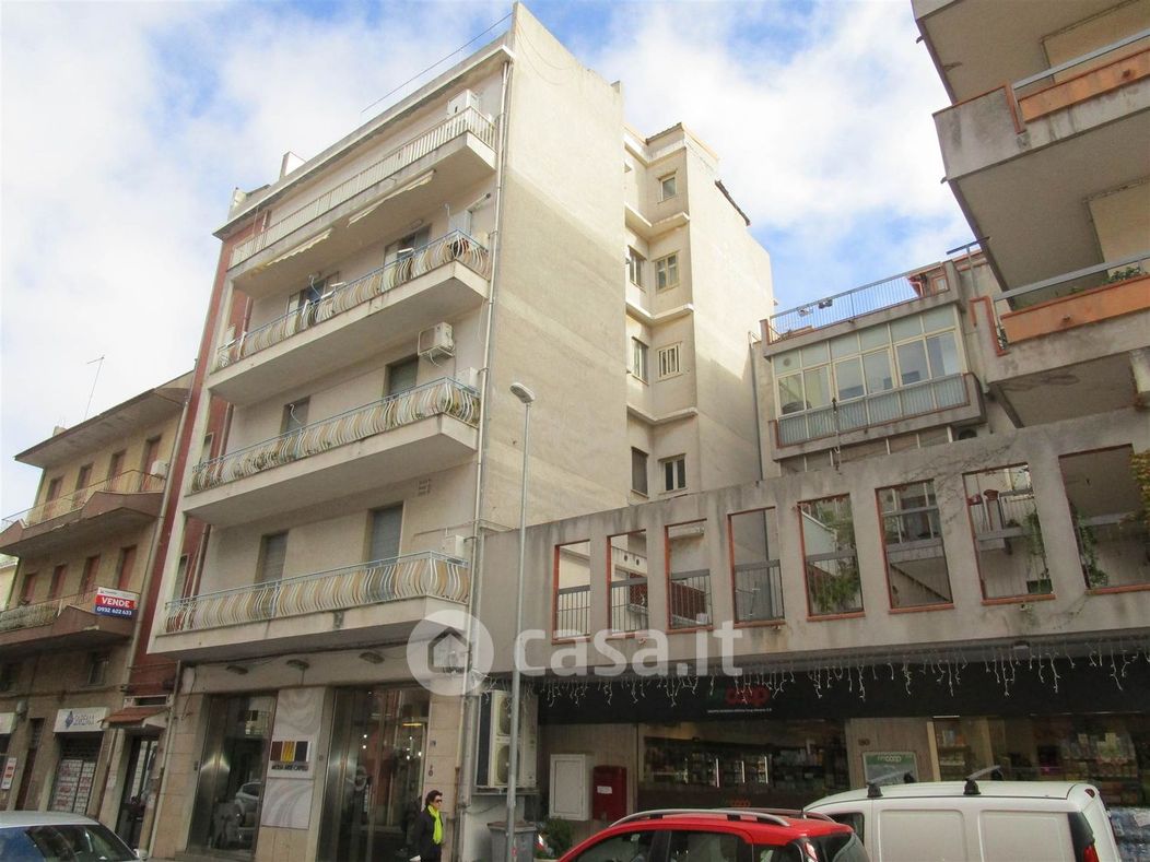 Appartamento in Vendita in Via Giosuè Carducci 174 a Ragusa