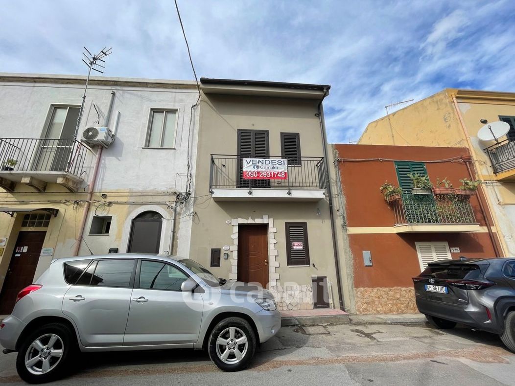 Casa indipendente in Vendita in Via Nazionale 192 -218 a Messina