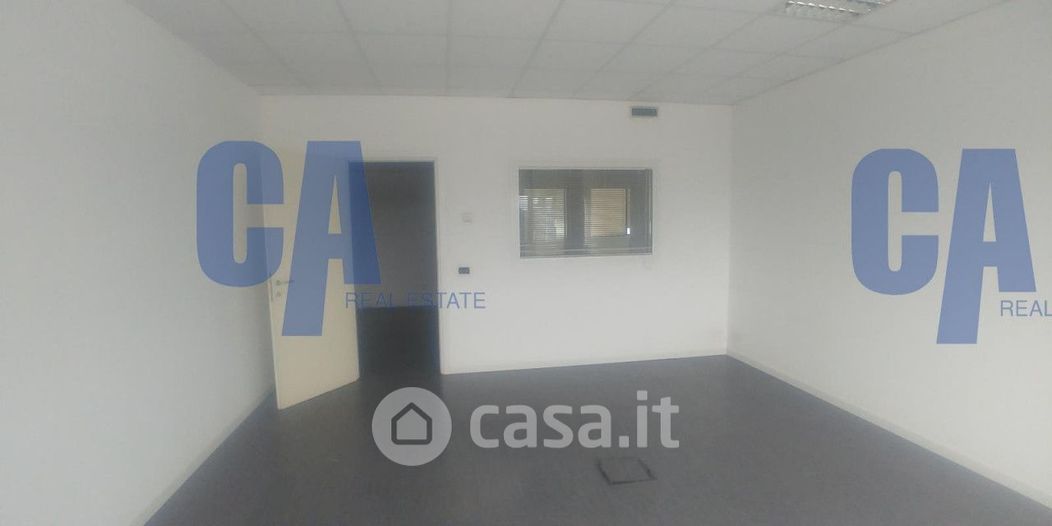 Ufficio in Affitto in Via Carlo Donat Cattin a Cernusco sul Naviglio
