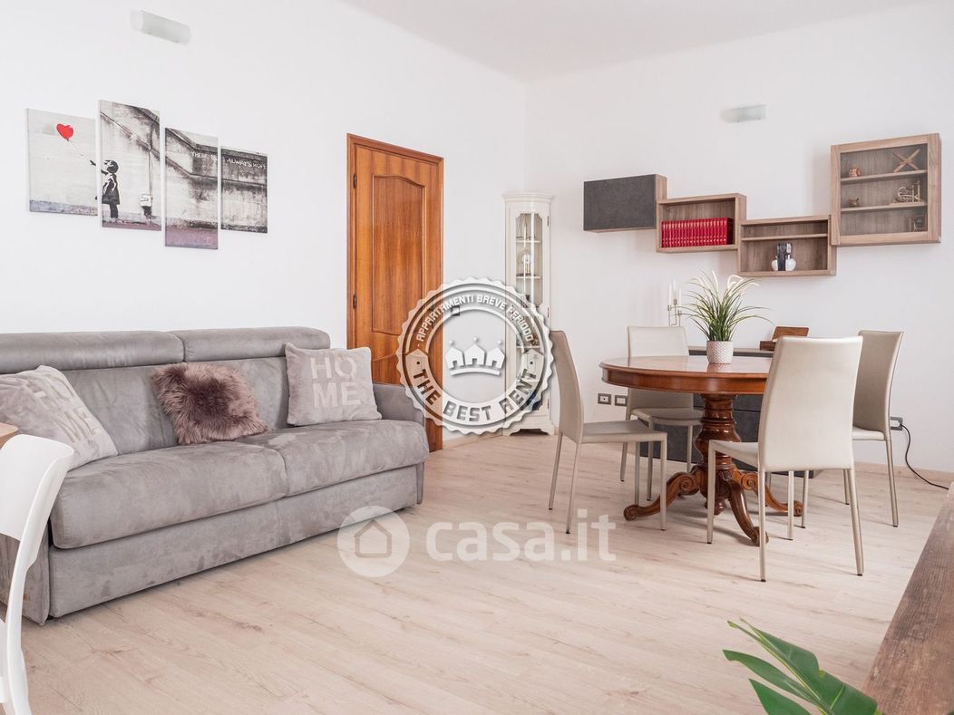 Appartamento in Affitto in Via Plinio 34 a Milano