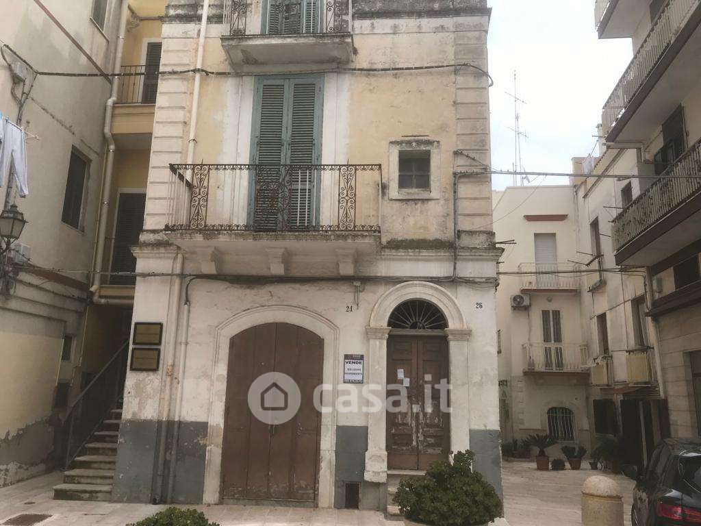 Casa indipendente in Vendita in Via Guglielmo Oberdan 24 a Noicattaro