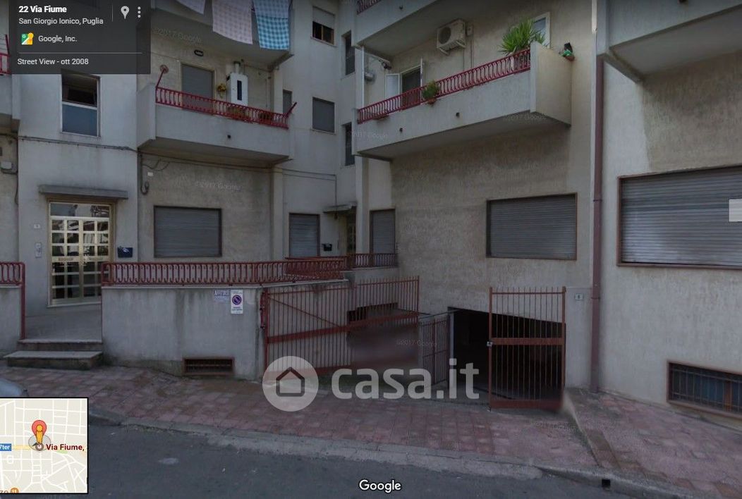 Garage/Posto auto in Vendita in Via Fiume 3 a San Giorgio Ionico