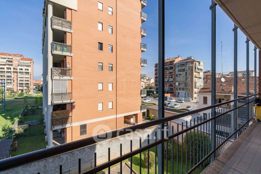 Appartamento in Vendita in Via Riccardo Arnò 23 a Torino