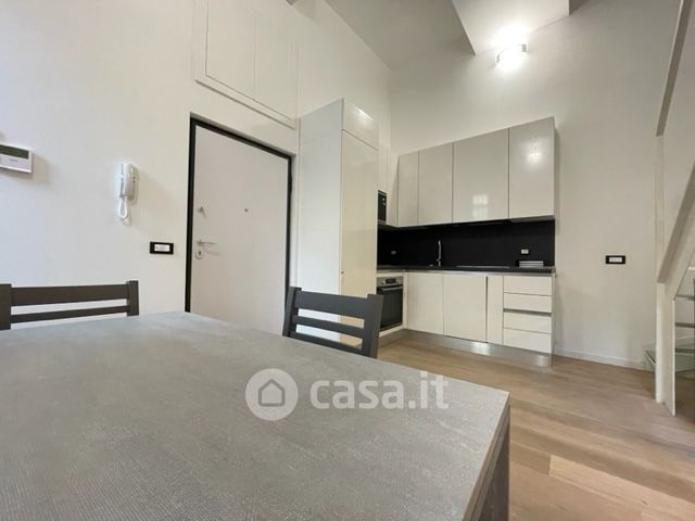 Appartamento in Affitto in Corso Genova a Milano