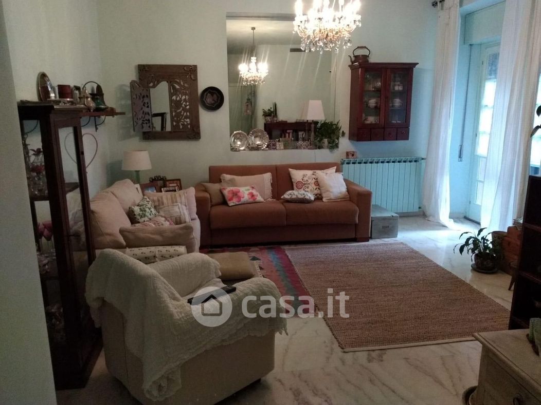 Appartamento in Vendita in Via dello Sperone a Savona